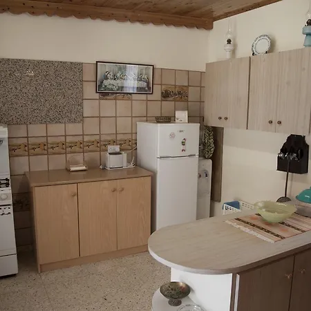 Demetrakis House בית נופש פיסורי